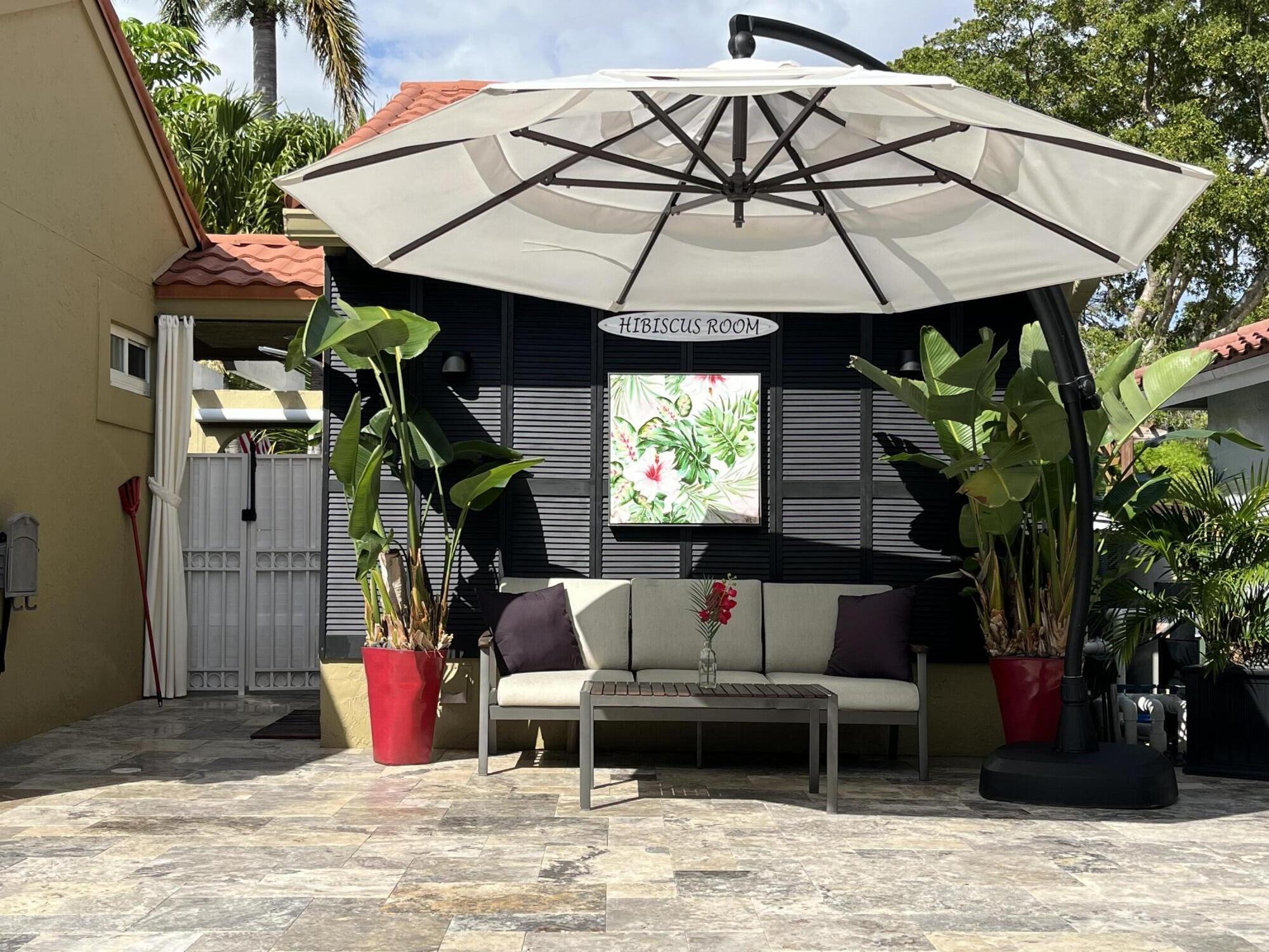 COUNTRY ISLES GARDEN HOMES - Residential