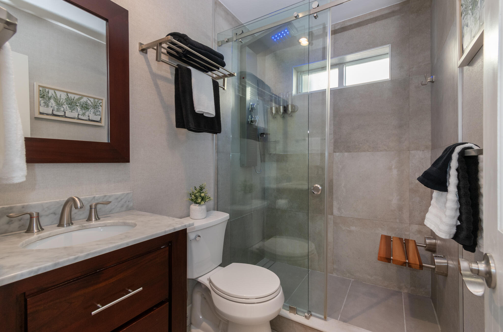 COUNTRY ISLES GARDEN HOMES - Residential