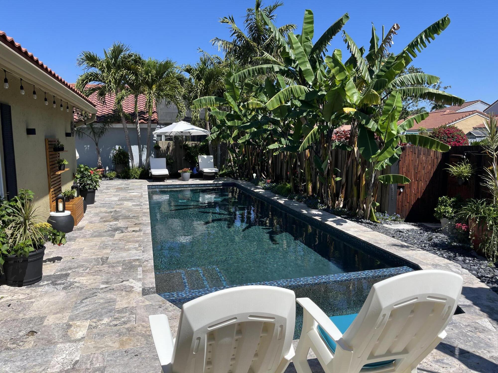 COUNTRY ISLES GARDEN HOMES - Residential