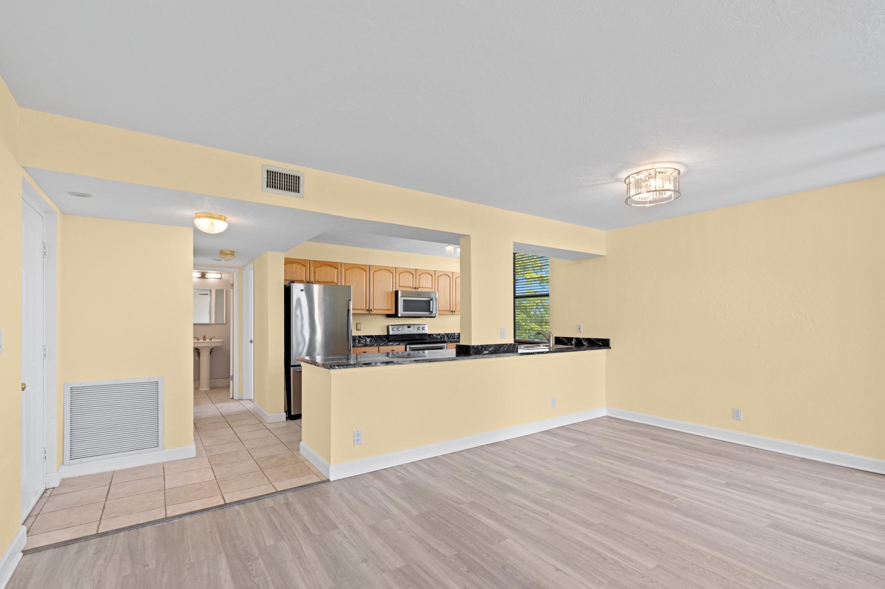750 Egret Circle 6501