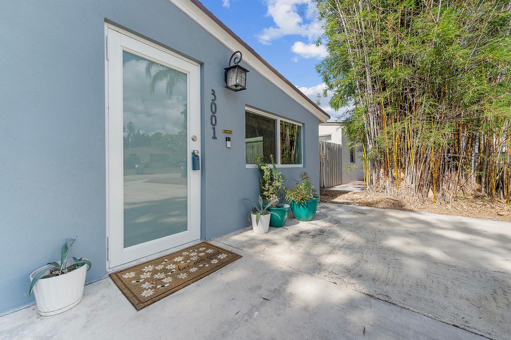 Photo of 3001 French Avenue, Lake Worth, FL 33461 (MLS # R11112178)