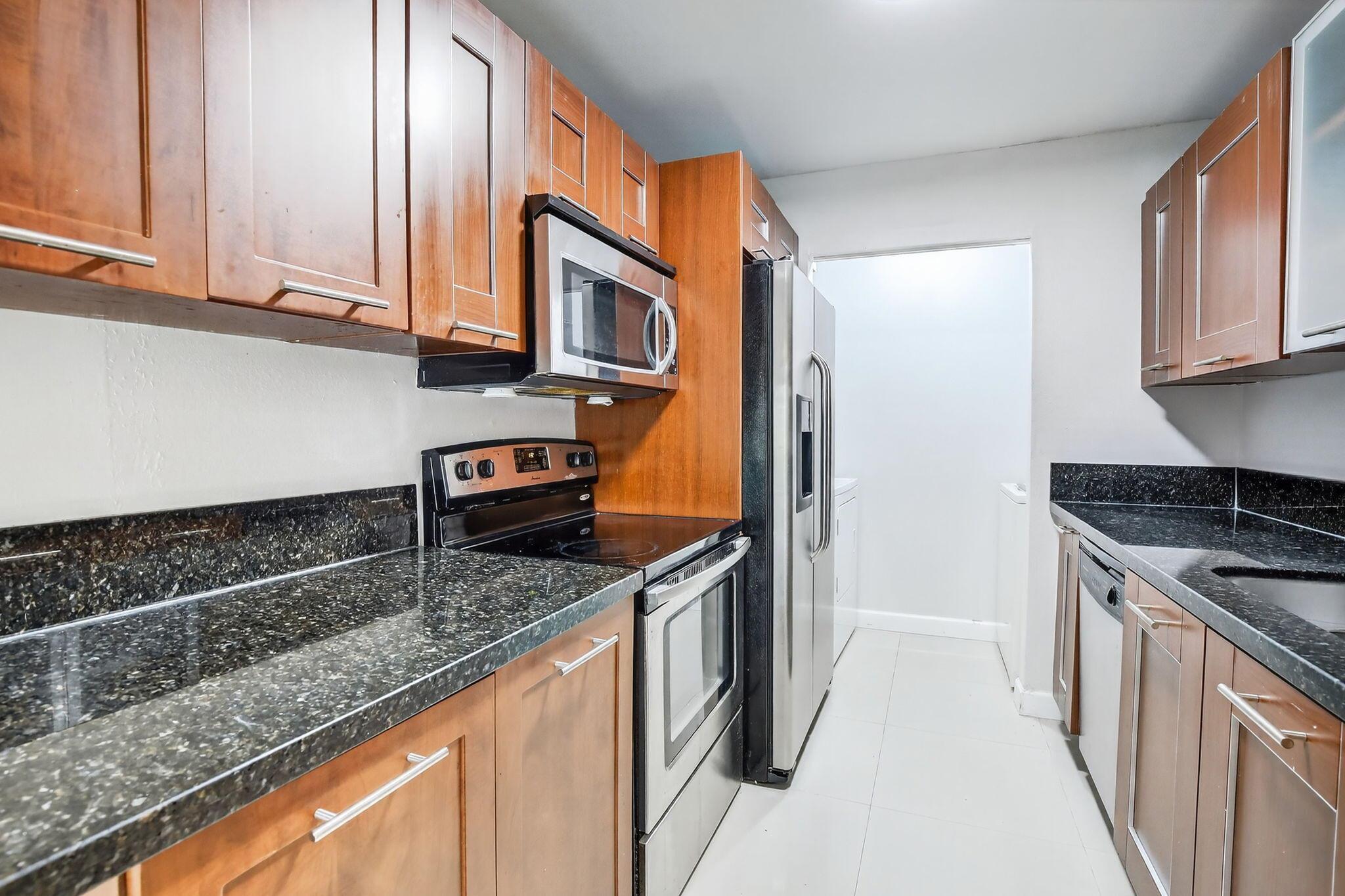 PRESERVE AT AVERY LAKES - Residential