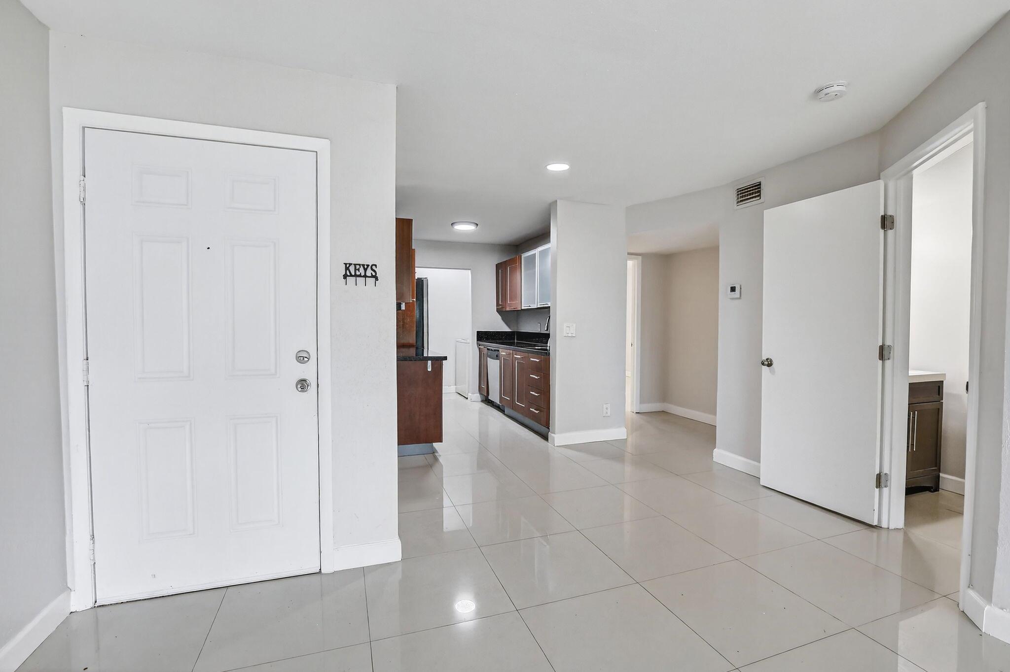 View photos, virtual tours, details... 8789 NW 39 Street 8789