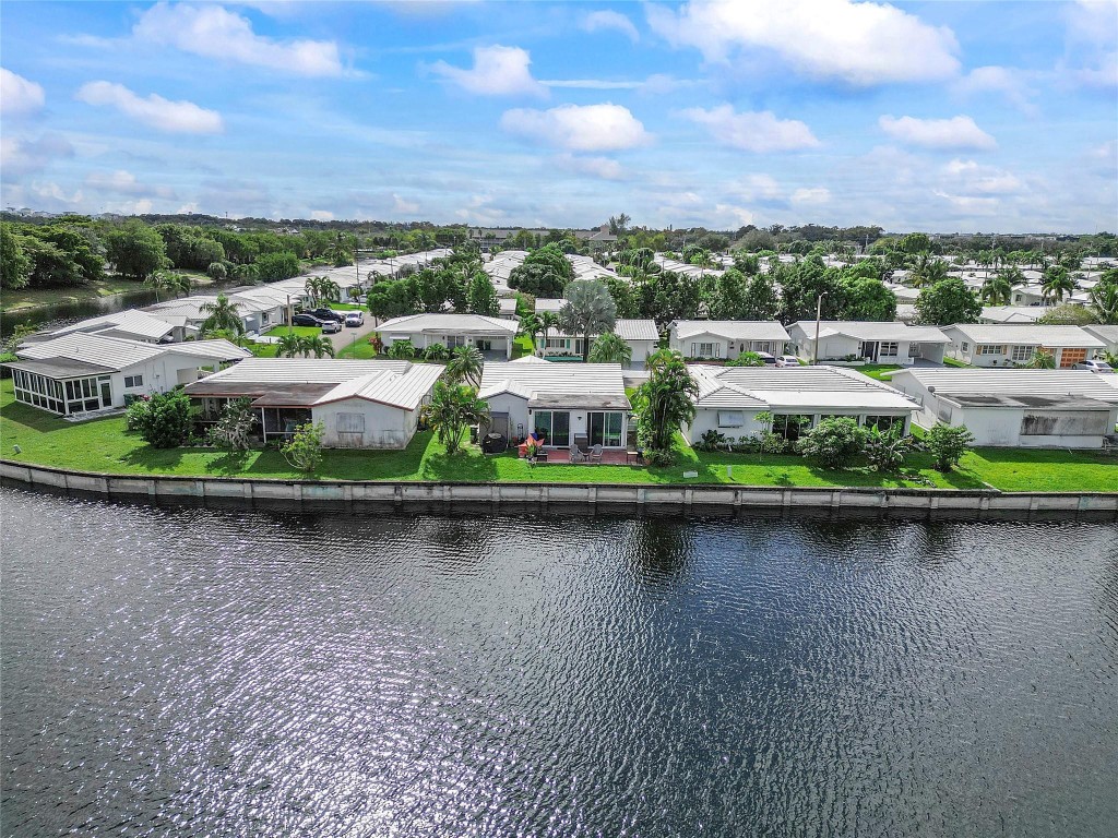 Mainlands Of Tamarac Lake - Residential