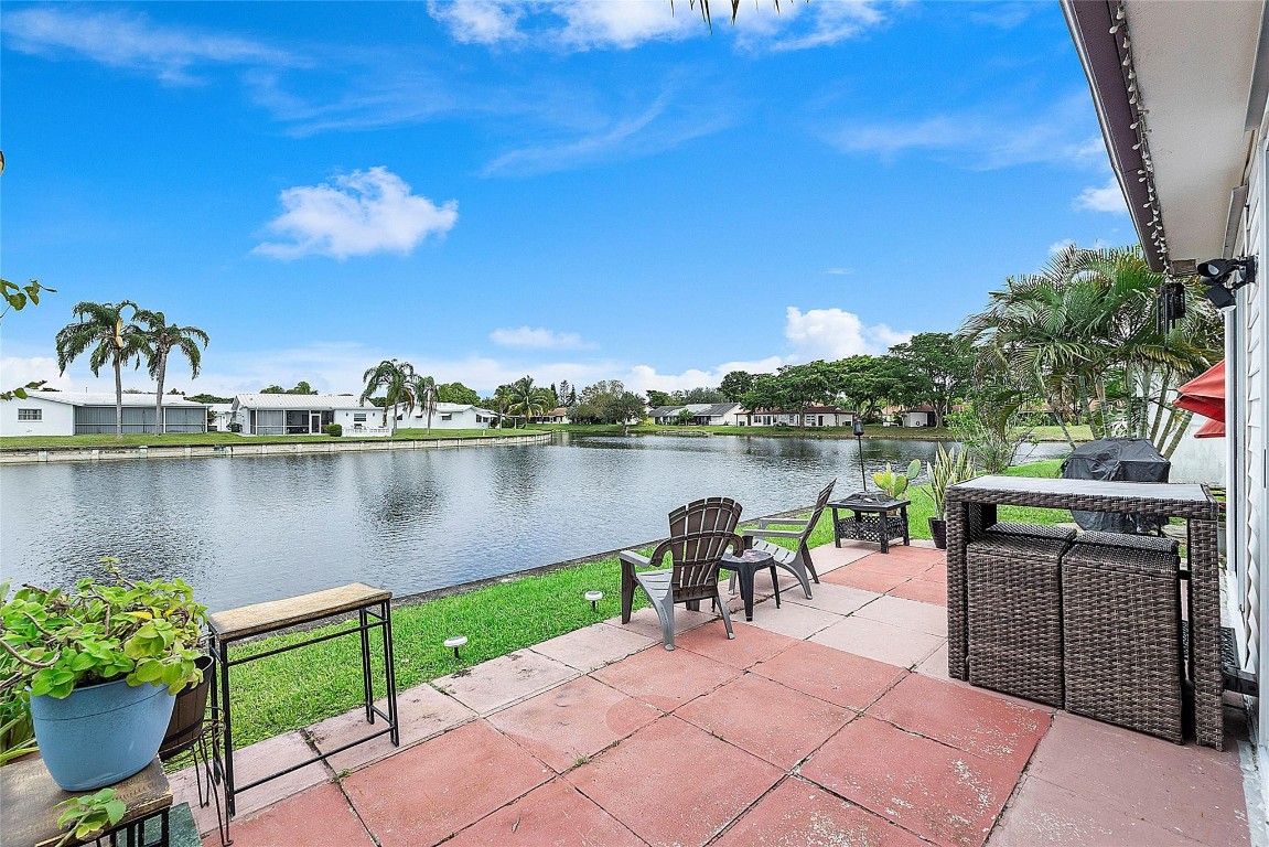 Mainlands Of Tamarac Lake - Residential
