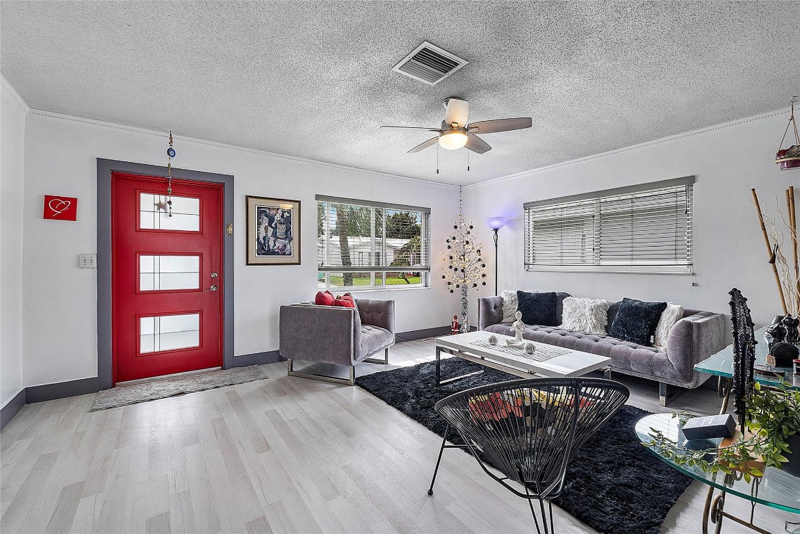 Mainlands Of Tamarac Lake - Residential