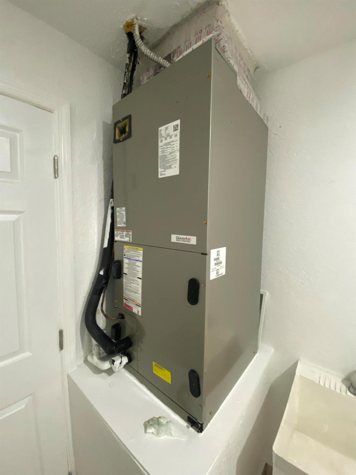 LAKE ECHO - Residential