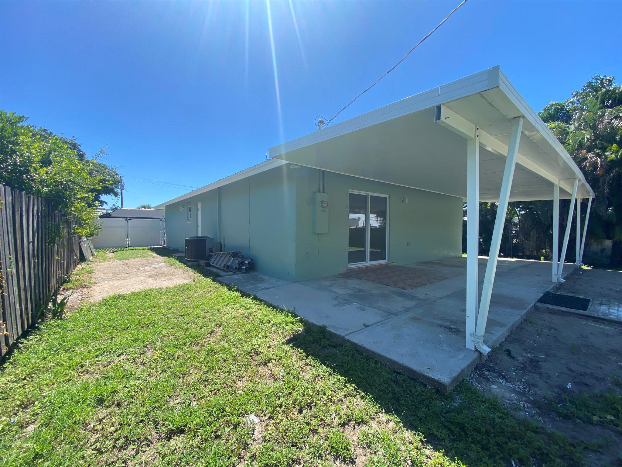 LAKE ECHO - Residential