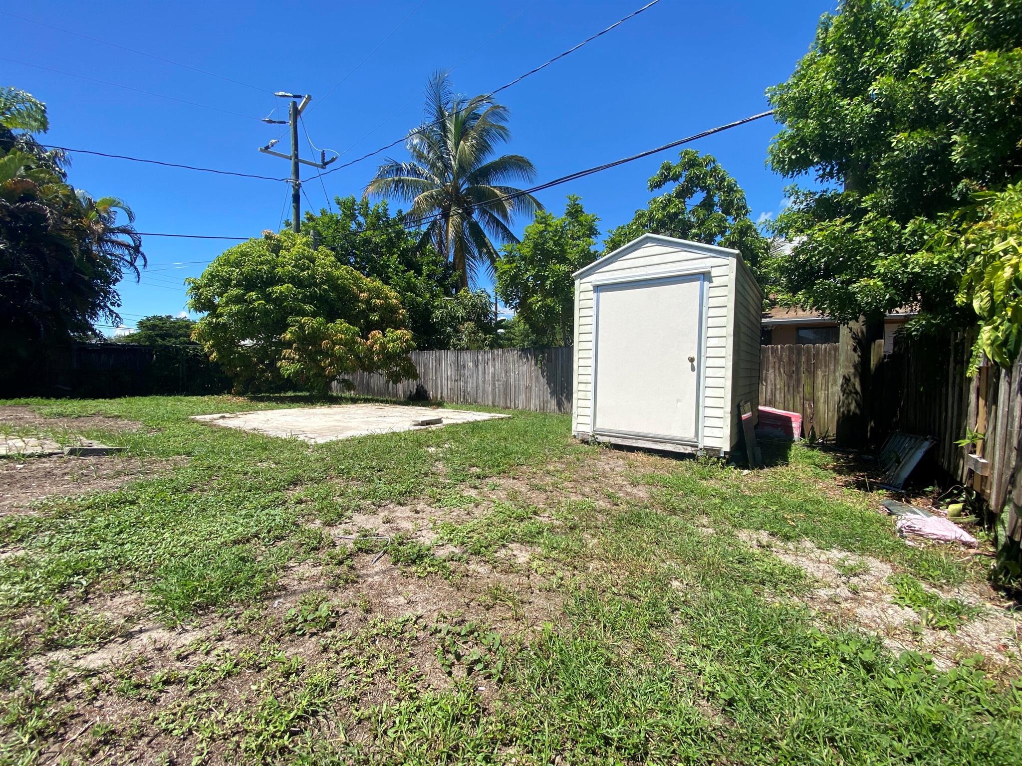 LAKE ECHO - Residential