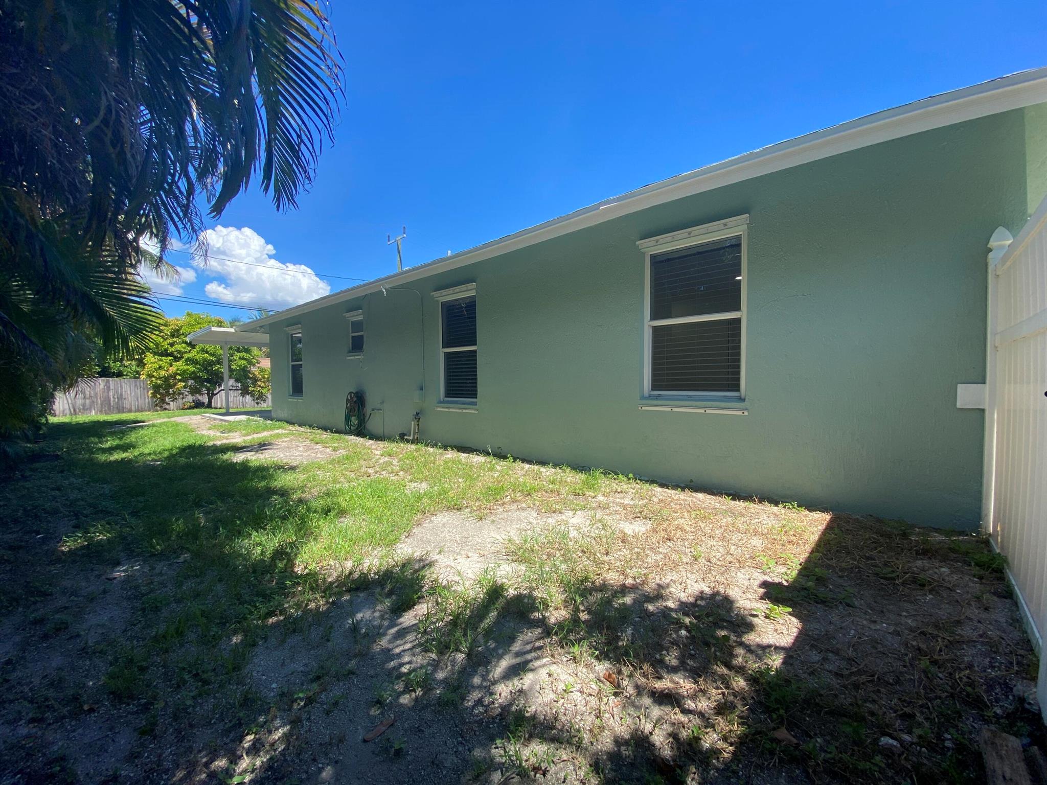 LAKE ECHO - Residential