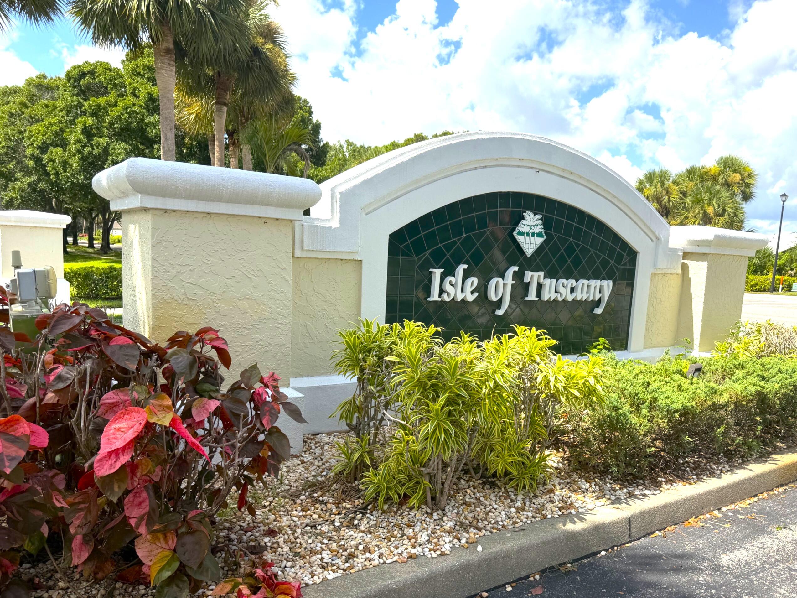 373 NW SHERRY Lane