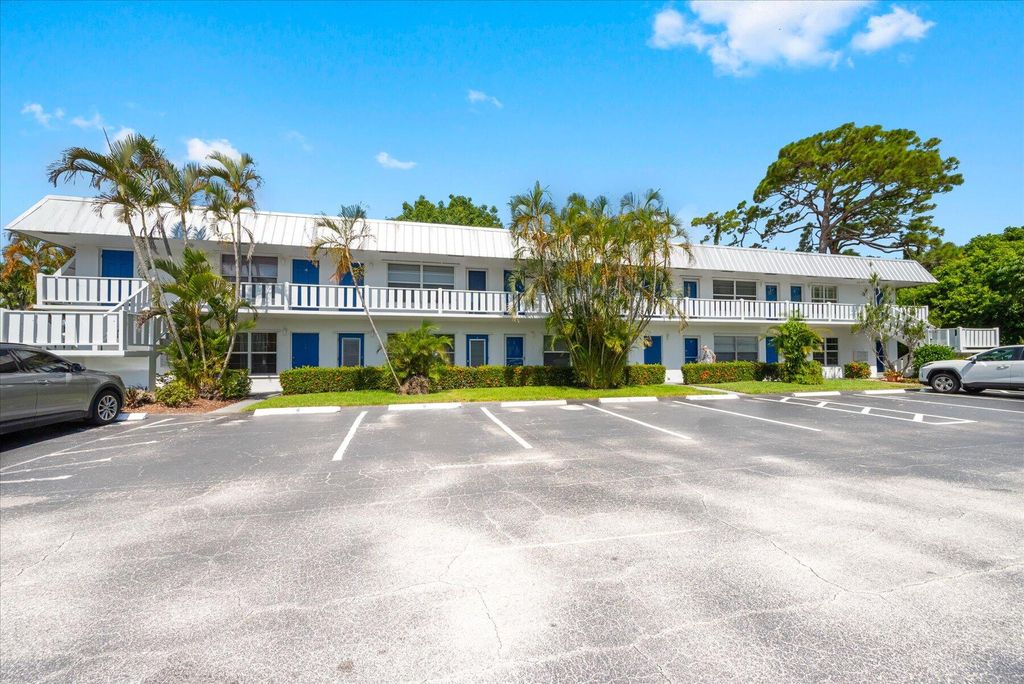 Photo of 2929 SE Ocean Boulevard #2, Stuart, FL 34996 (MLS # R11009360)