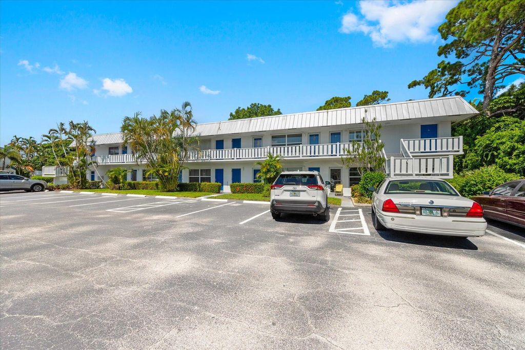 Photo of 2929 SE Ocean Boulevard #2, Stuart, FL 34996 (MLS # R11009360)