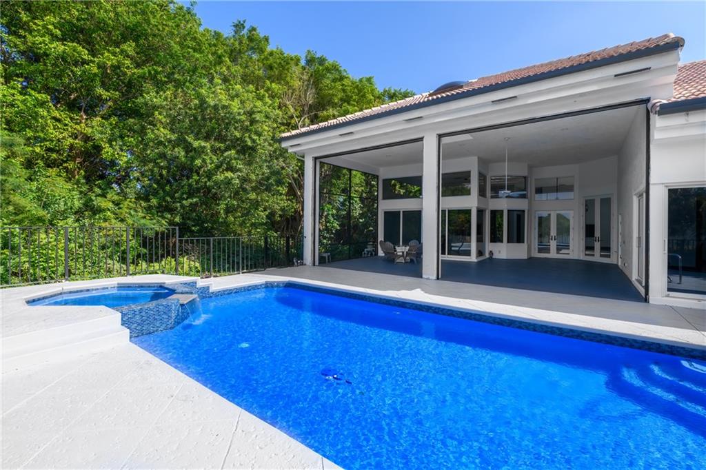 Royal Oak Landing Sec 03 - Residential Lease