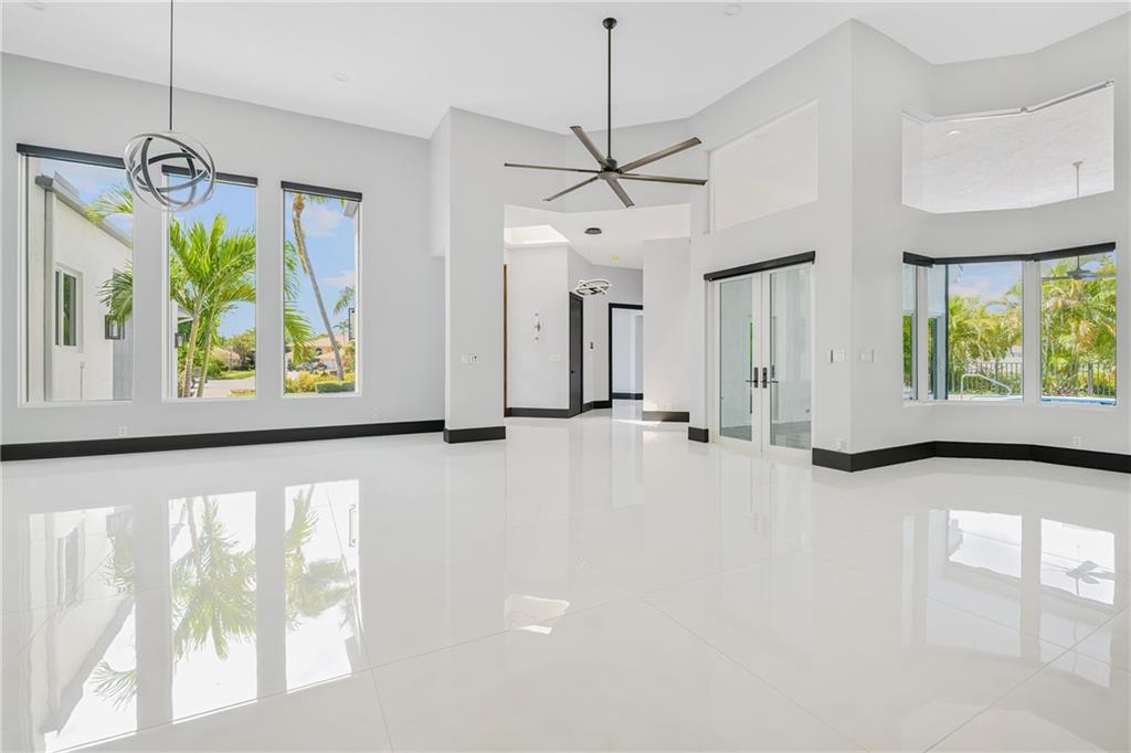 Royal Oak Landing Sec 03 - Residential Lease