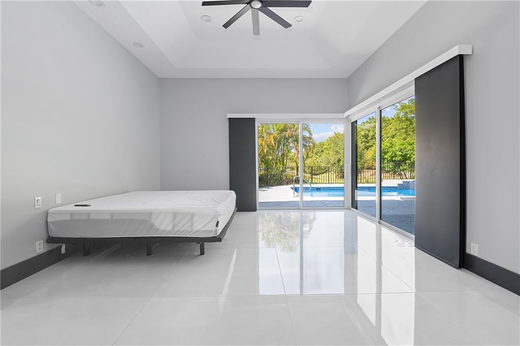 Royal Oak Landing Sec 03 - Residential Lease