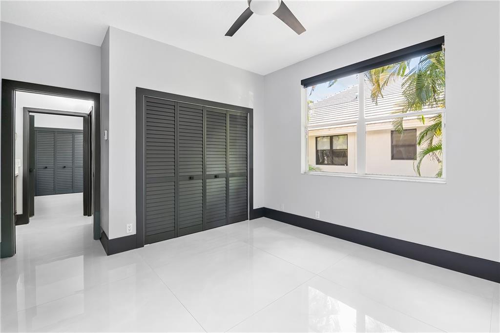 Royal Oak Landing Sec 03 - Residential Lease