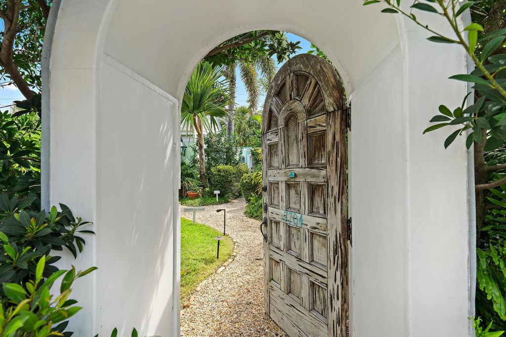 Photo of 7704 Martin Avenue, West Palm Beach, FL 33405 (MLS # B26010769)