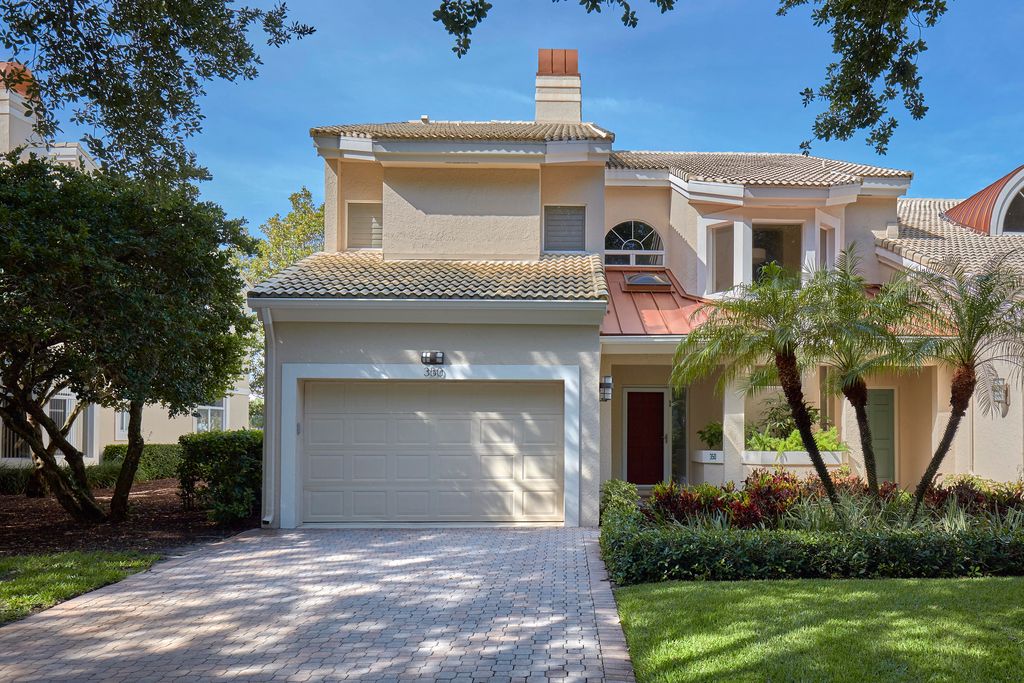 Photo of 350 Spyglass Way, Jupiter, FL 33477 (MLS # R10800576)