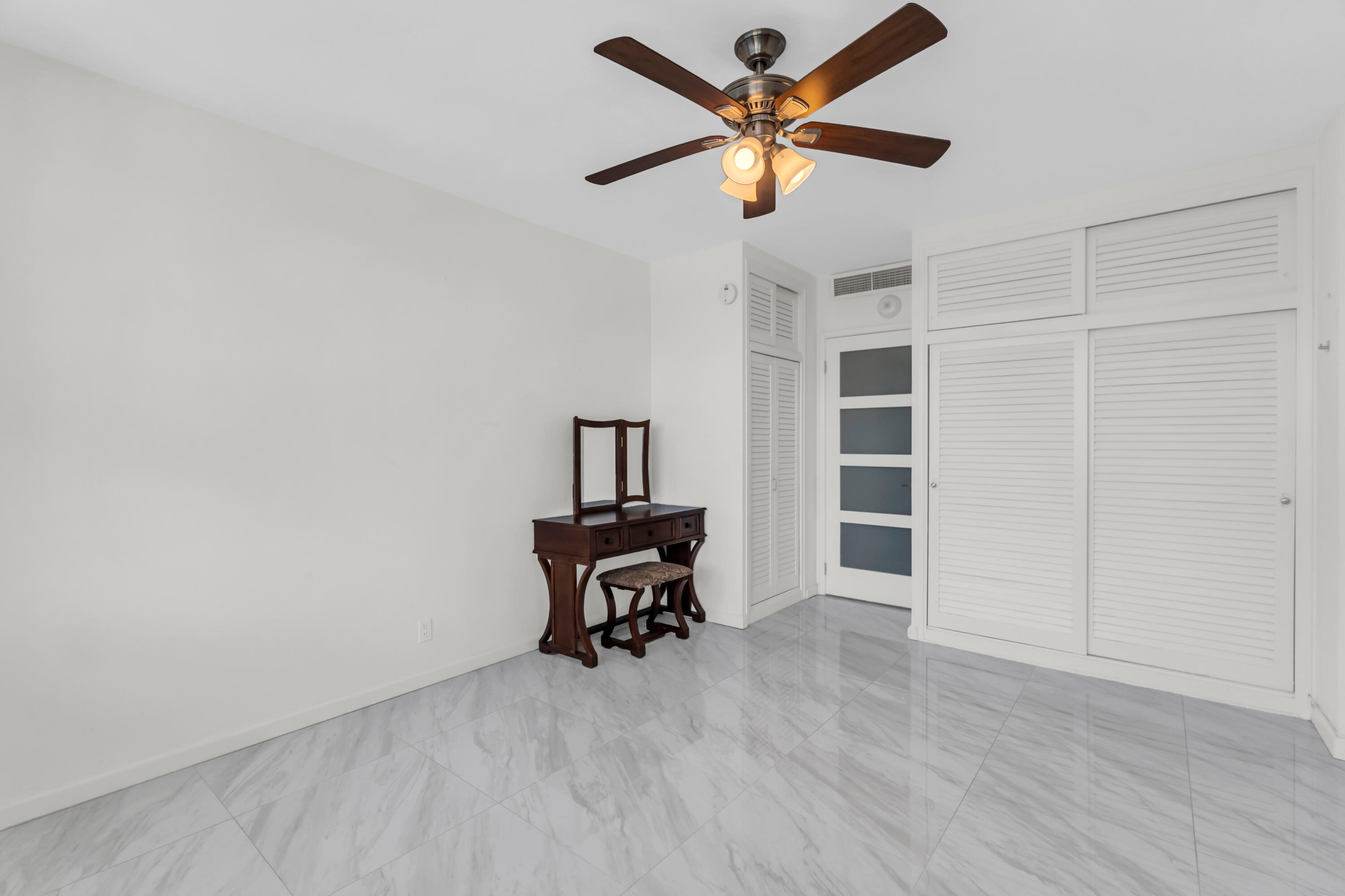 CORAL RIDGE TOWERS EAST CO-OP - Residential