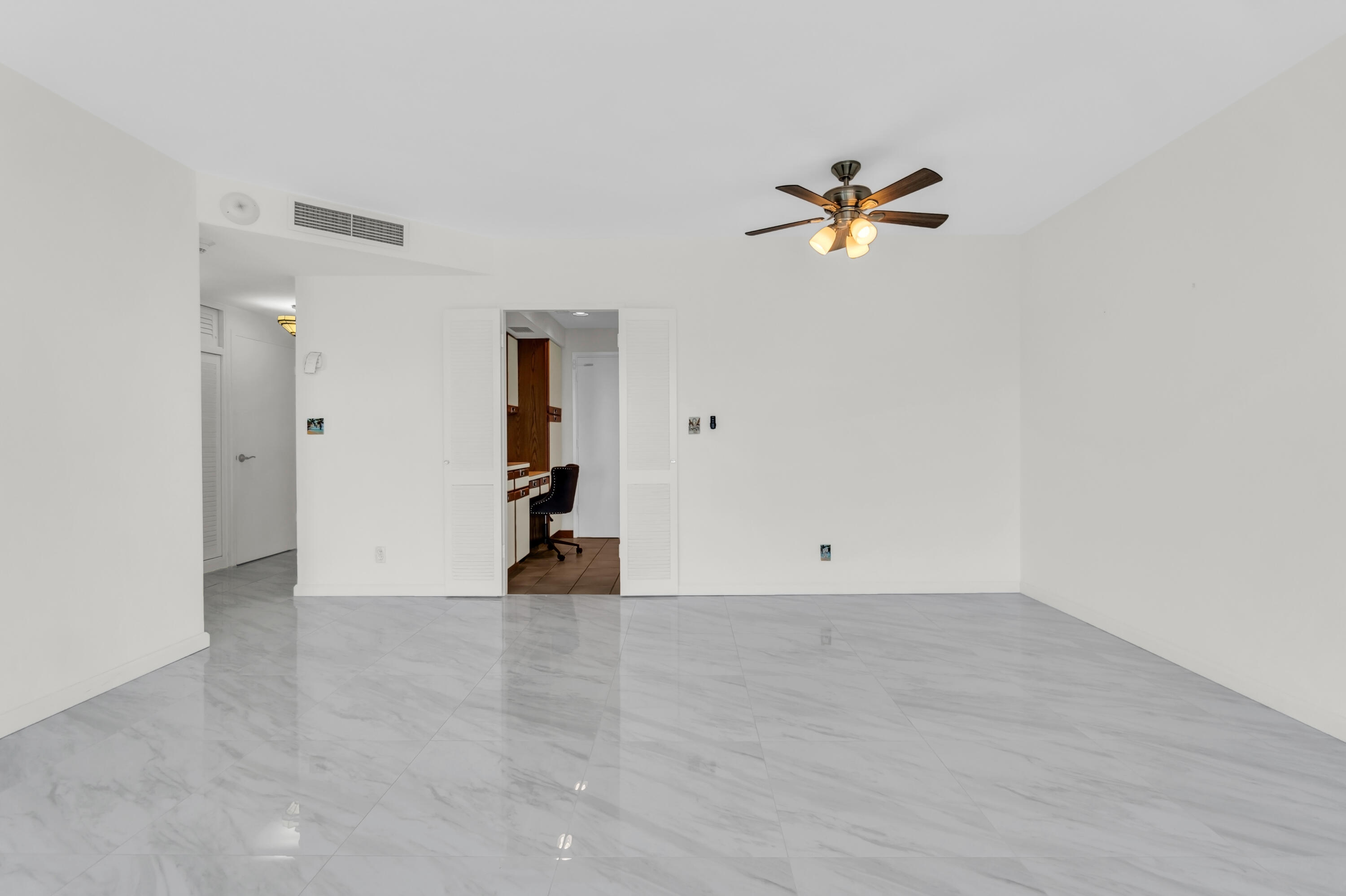 3300 NE 36th Street 1711