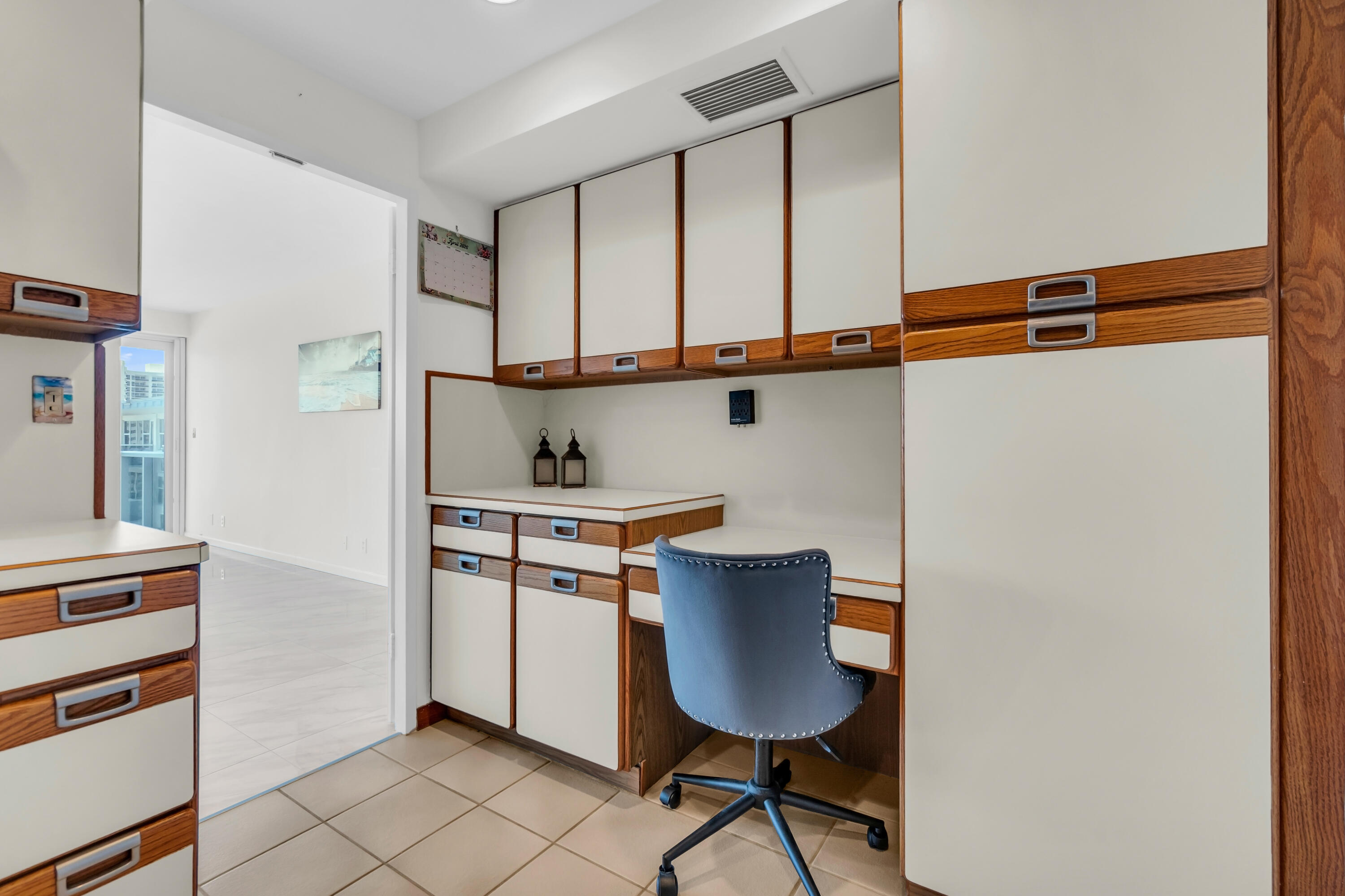 CORAL RIDGE TOWERS EAST CO-OP - Residential