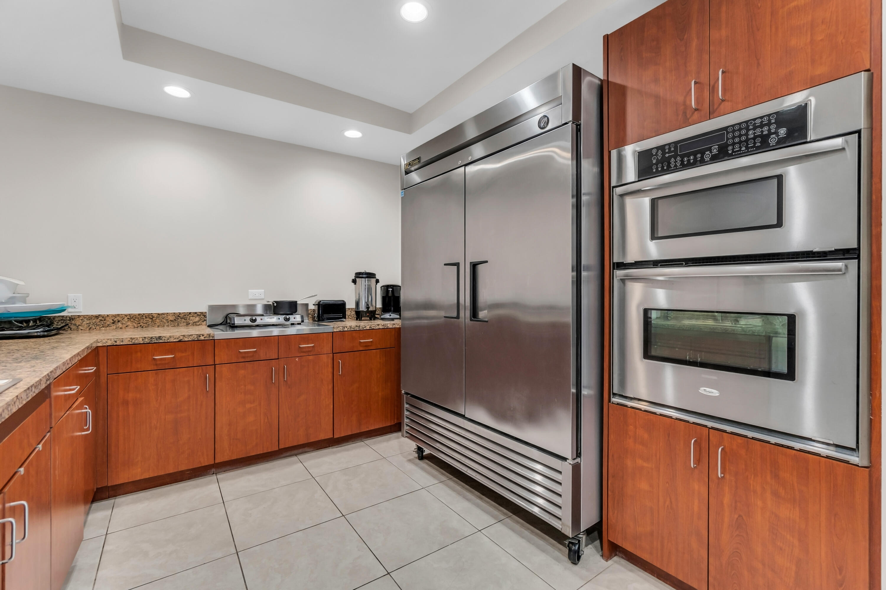 CORAL RIDGE TOWERS EAST CO-OP - Residential