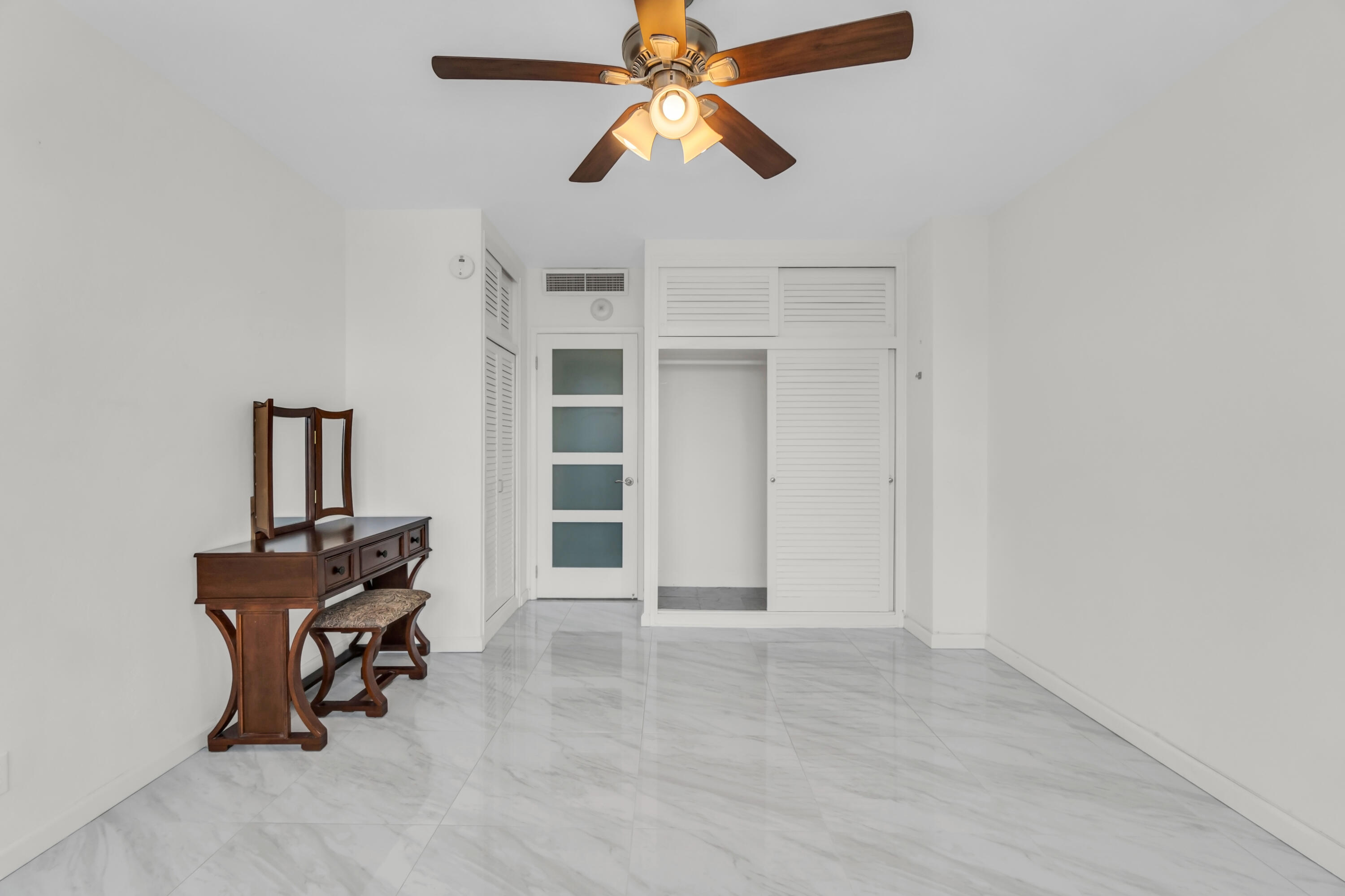 CORAL RIDGE TOWERS EAST CO-OP - Residential