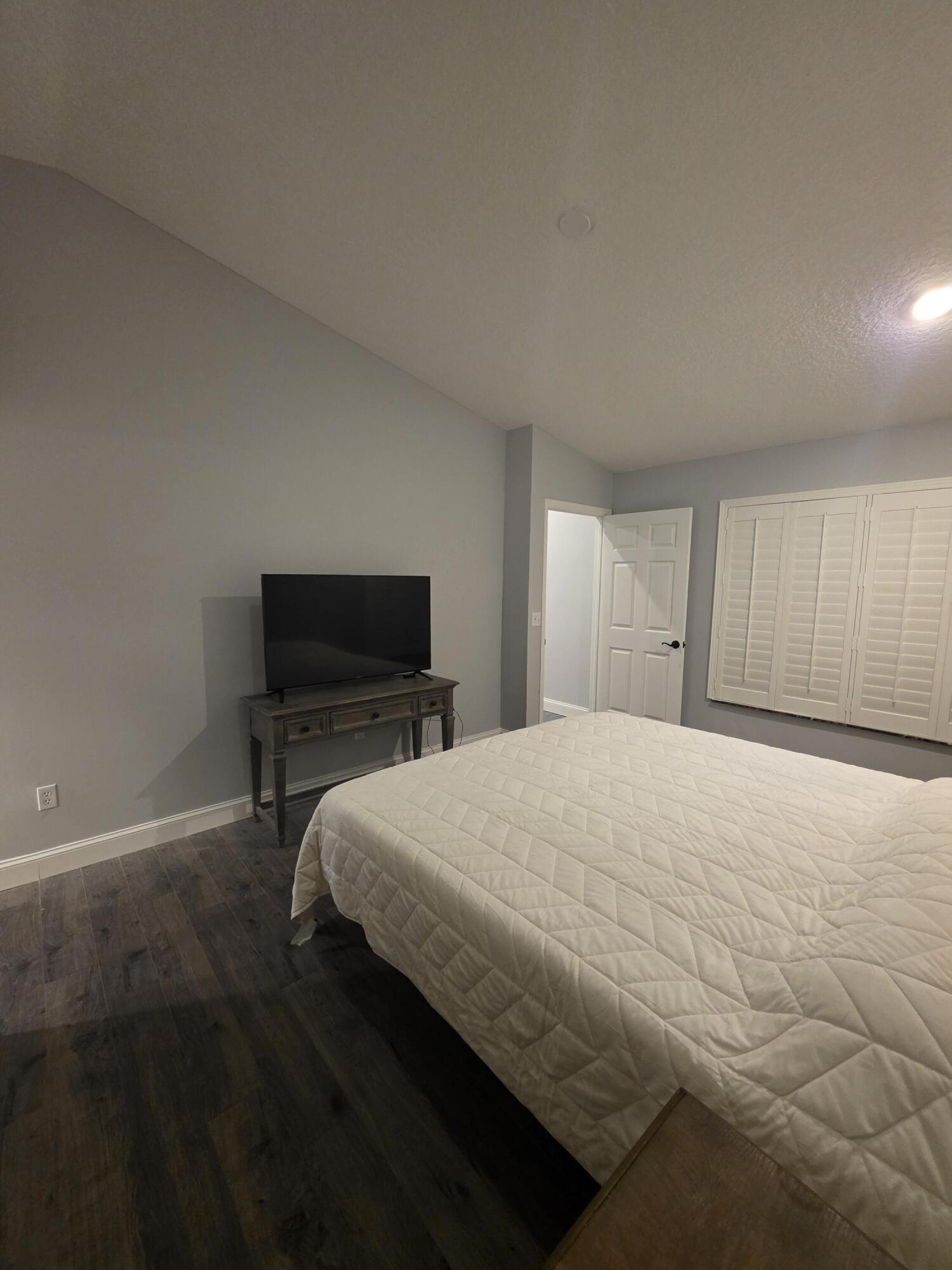 REGENCY LAKES AT COCONUT CREEK - Residential