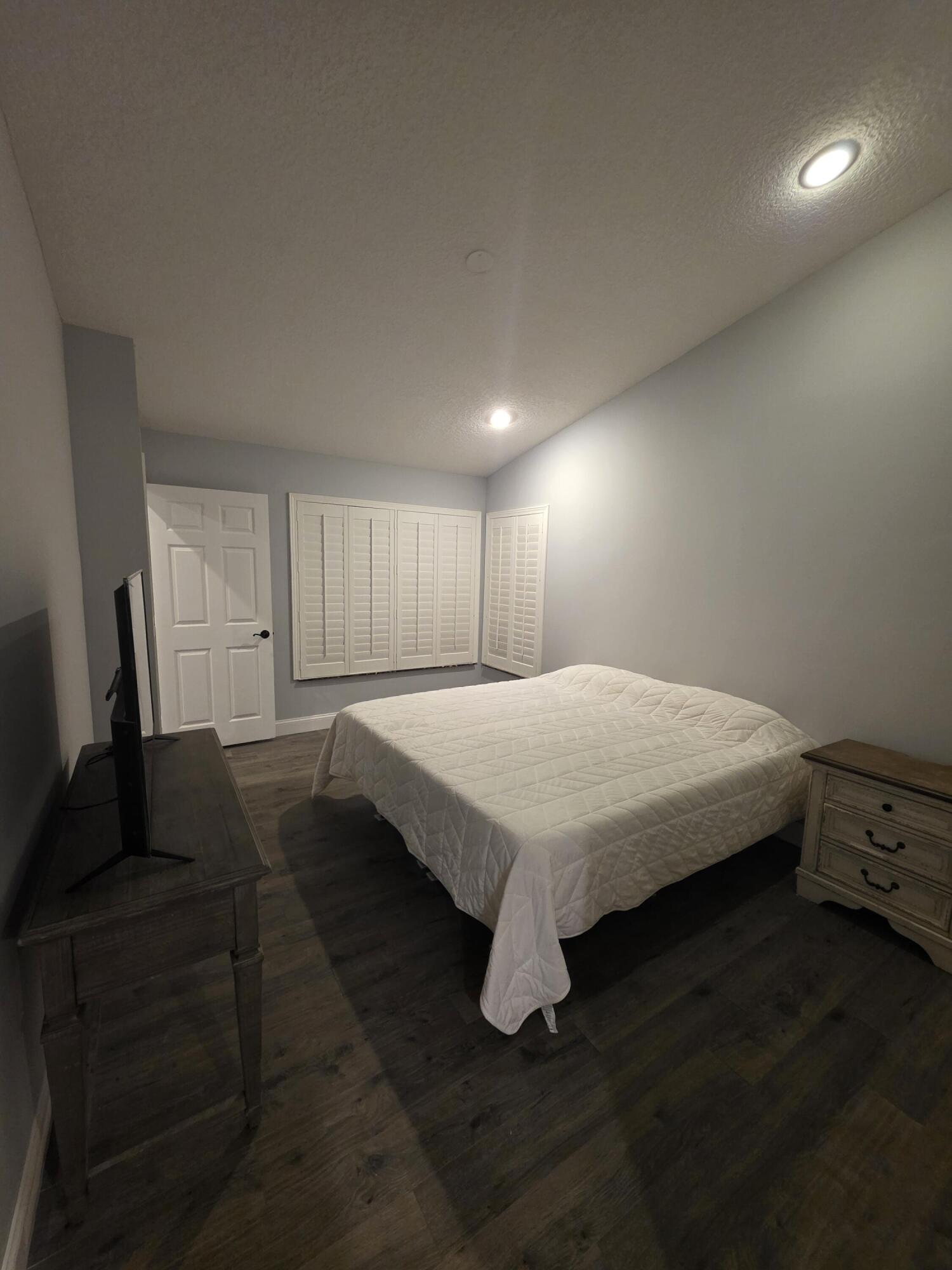 REGENCY LAKES AT COCONUT CREEK - Residential