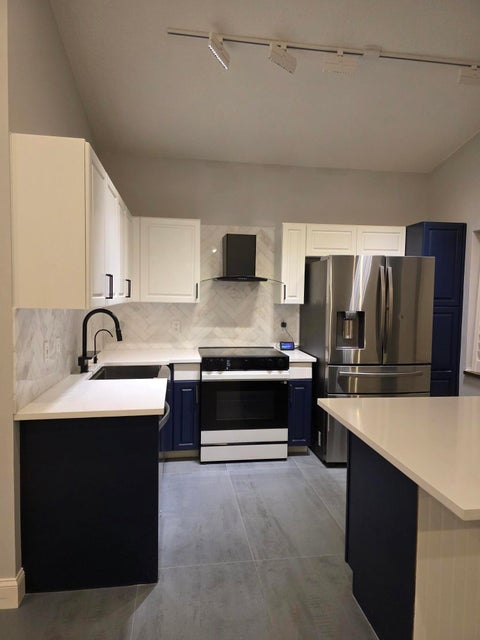 Tiny photo for 5852 Eagle Cay Terrace, Coconut Creek, FL 33073 (MLS # R11159710)