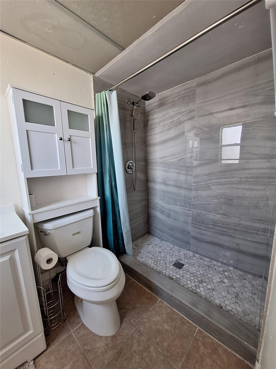 Somerset 1 Condo - Residential Lease