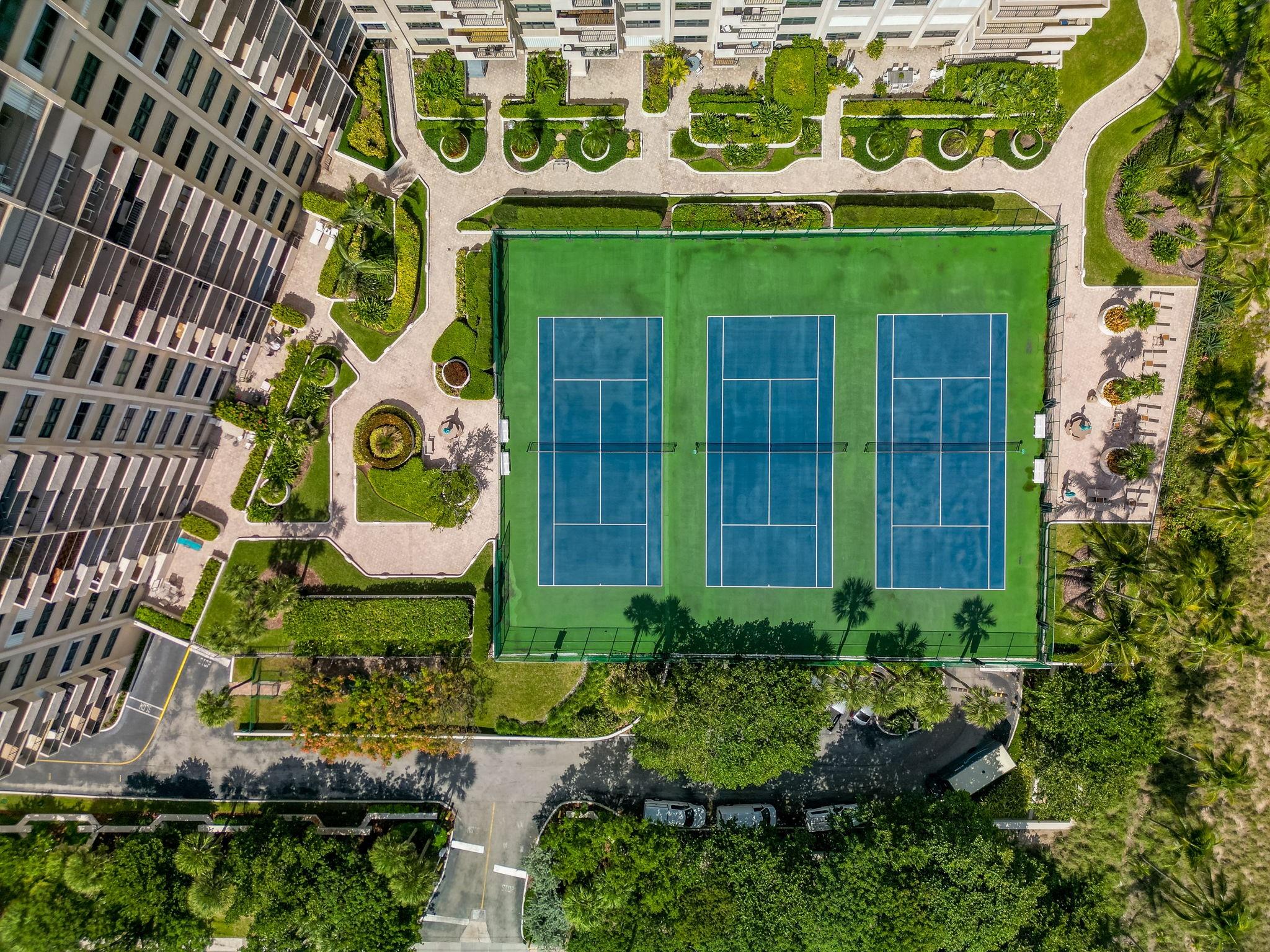 SEA RANCH CLUB - Residential