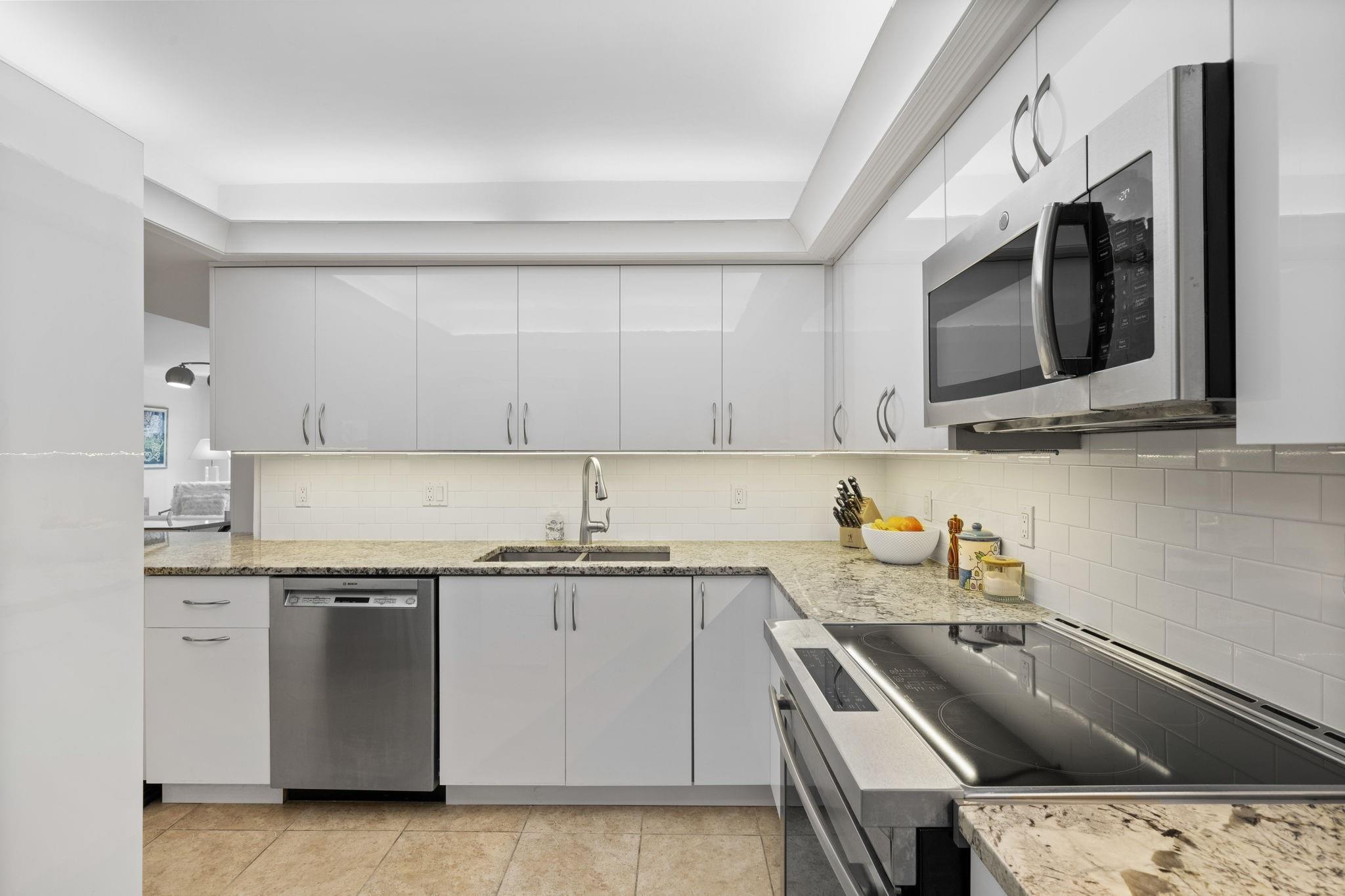 SEA RANCH CLUB - Residential