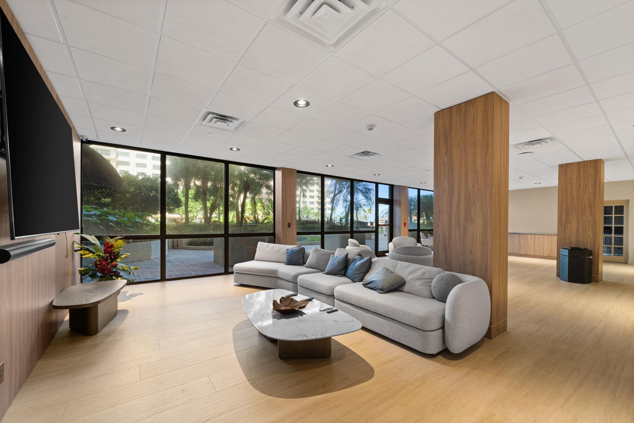 SEA RANCH CLUB - Residential