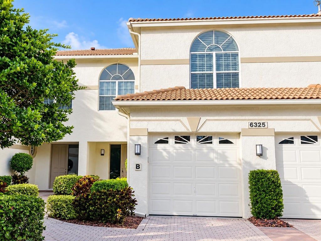 Photo of 6325 GRAYCLIFF Drive #B, Boca Raton, FL 33496 (MLS # B26079172)