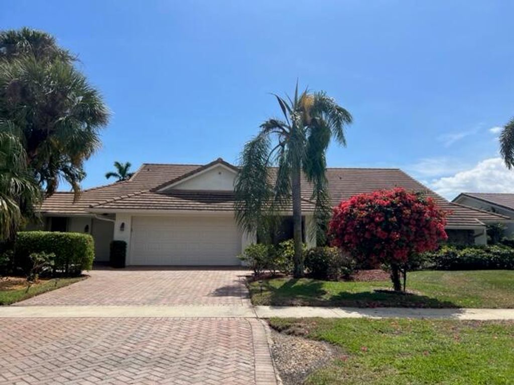 Photo of 3700 Red Maple Circle, Delray Beach, FL 33445 (MLS # R10887520)