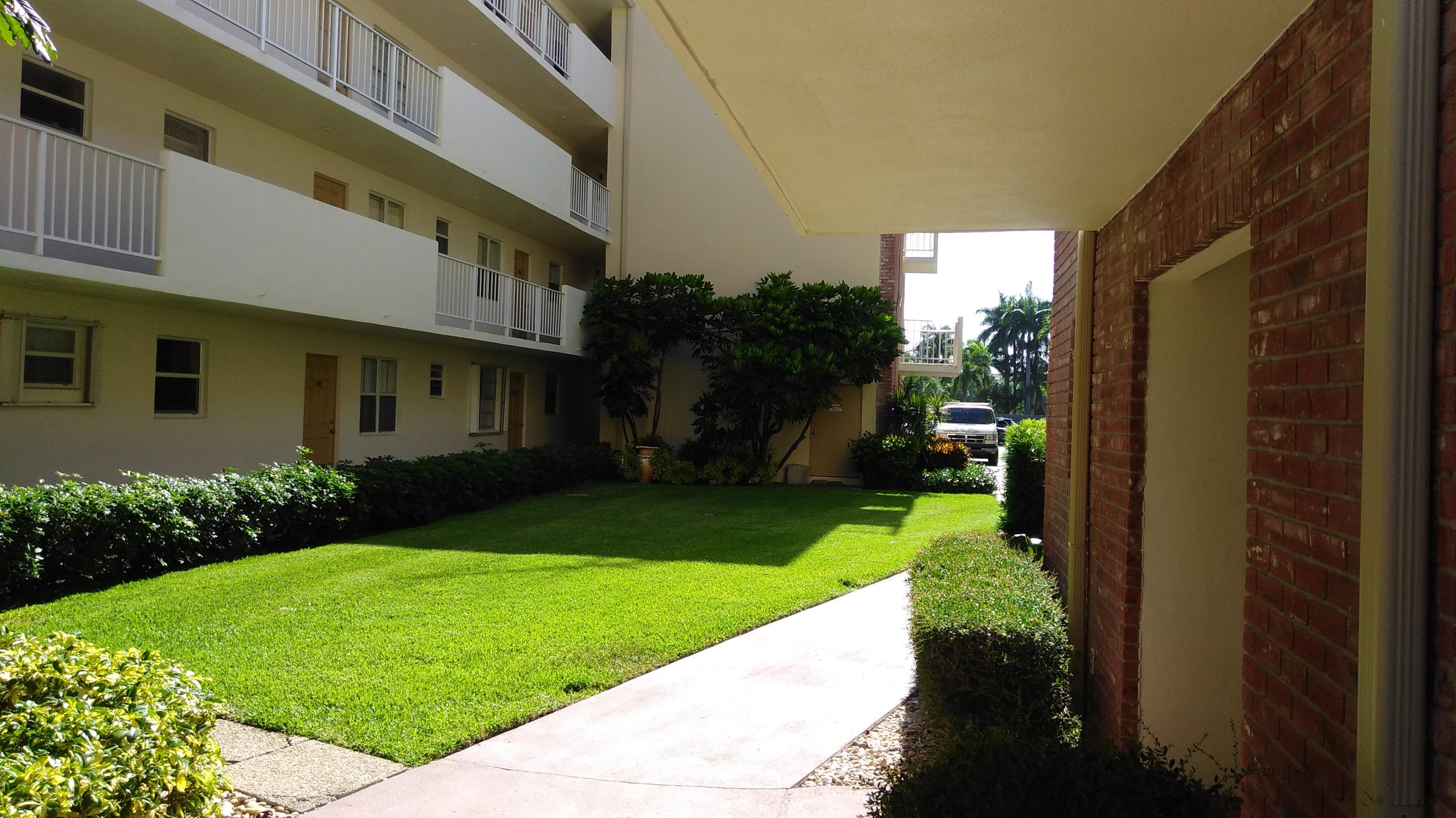 SEACREST VILLAS CONDO - Residential