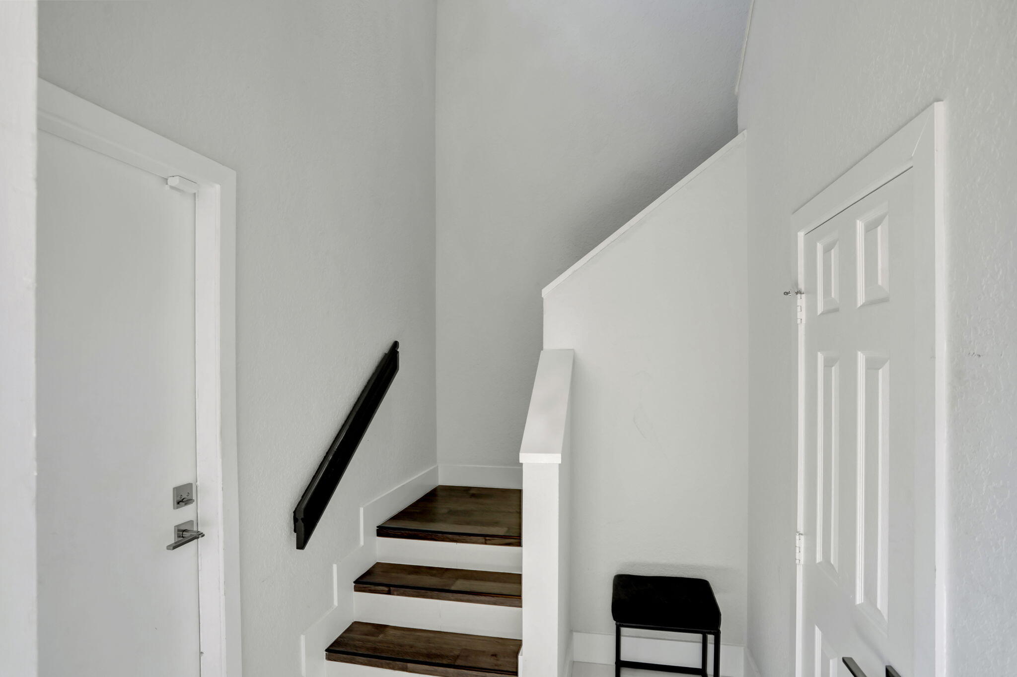 VILLA SONRISA CONDO - Residential Lease