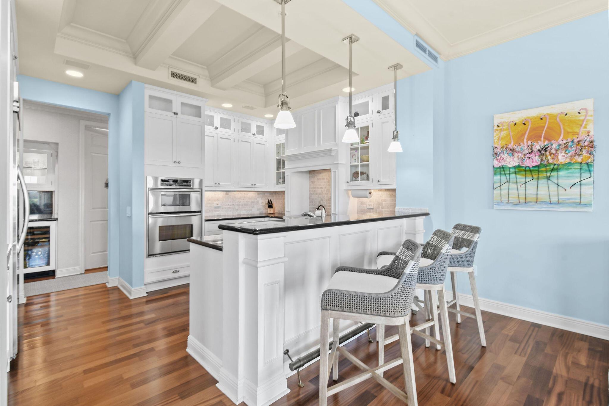 JUPITER YACHT CLUB - Residential