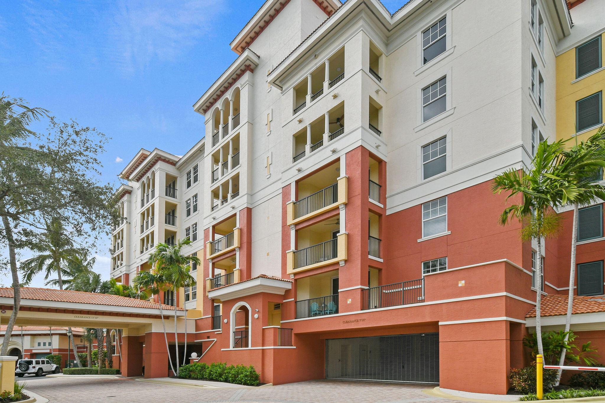 JUPITER YACHT CLUB - Residential