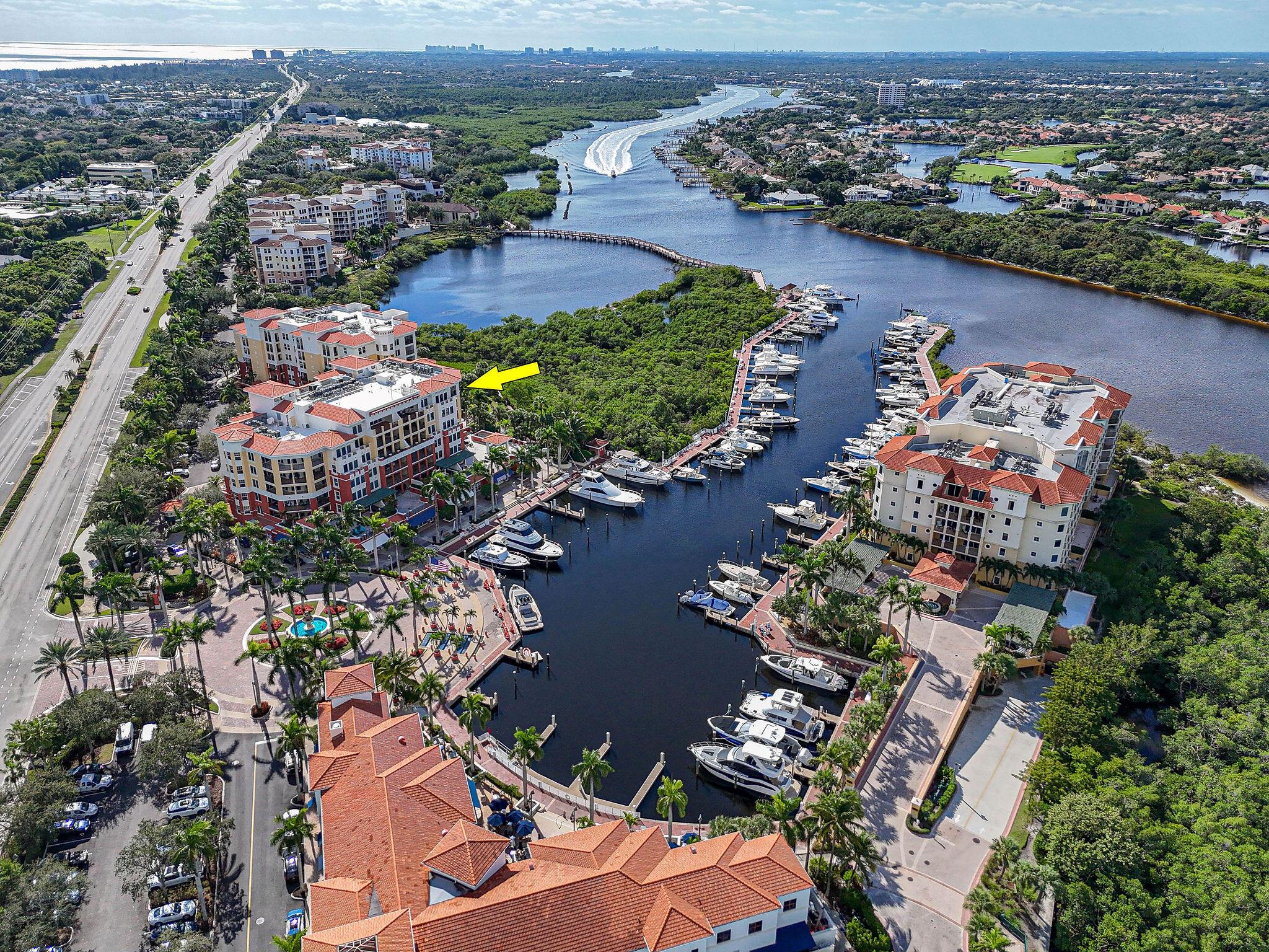 JUPITER YACHT CLUB - Residential