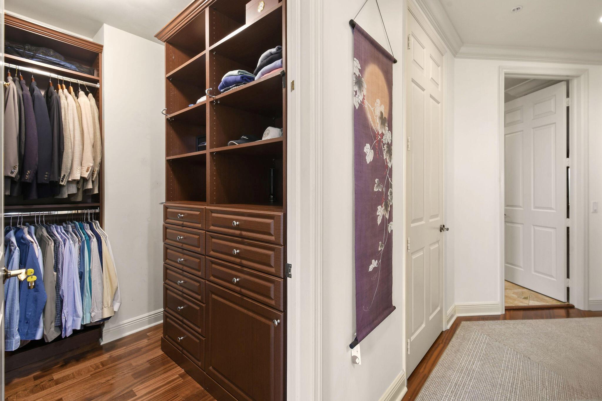 JUPITER YACHT CLUB - Residential