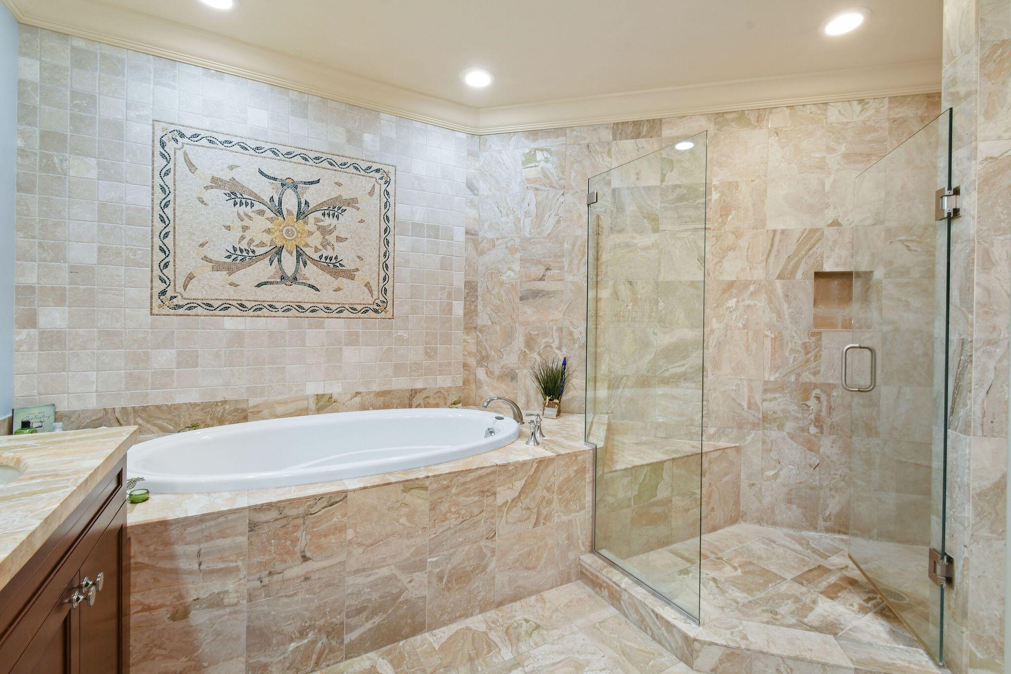 JUPITER YACHT CLUB - Residential