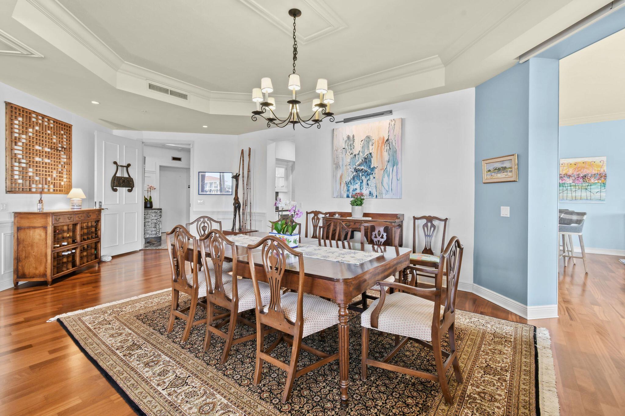 JUPITER YACHT CLUB - Residential