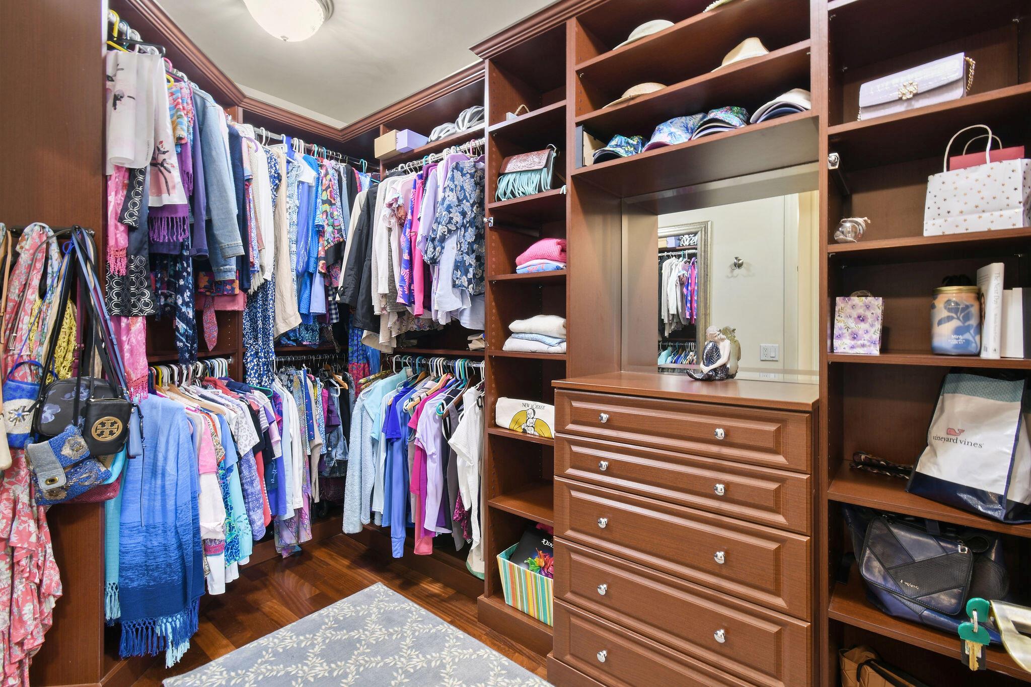 JUPITER YACHT CLUB - Residential