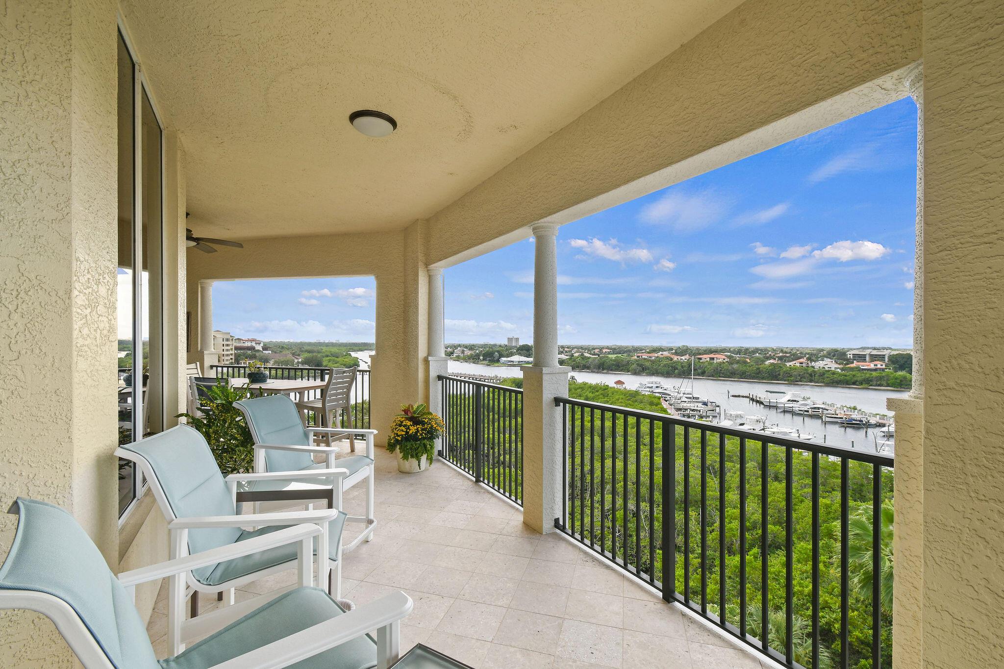 JUPITER YACHT CLUB - Residential