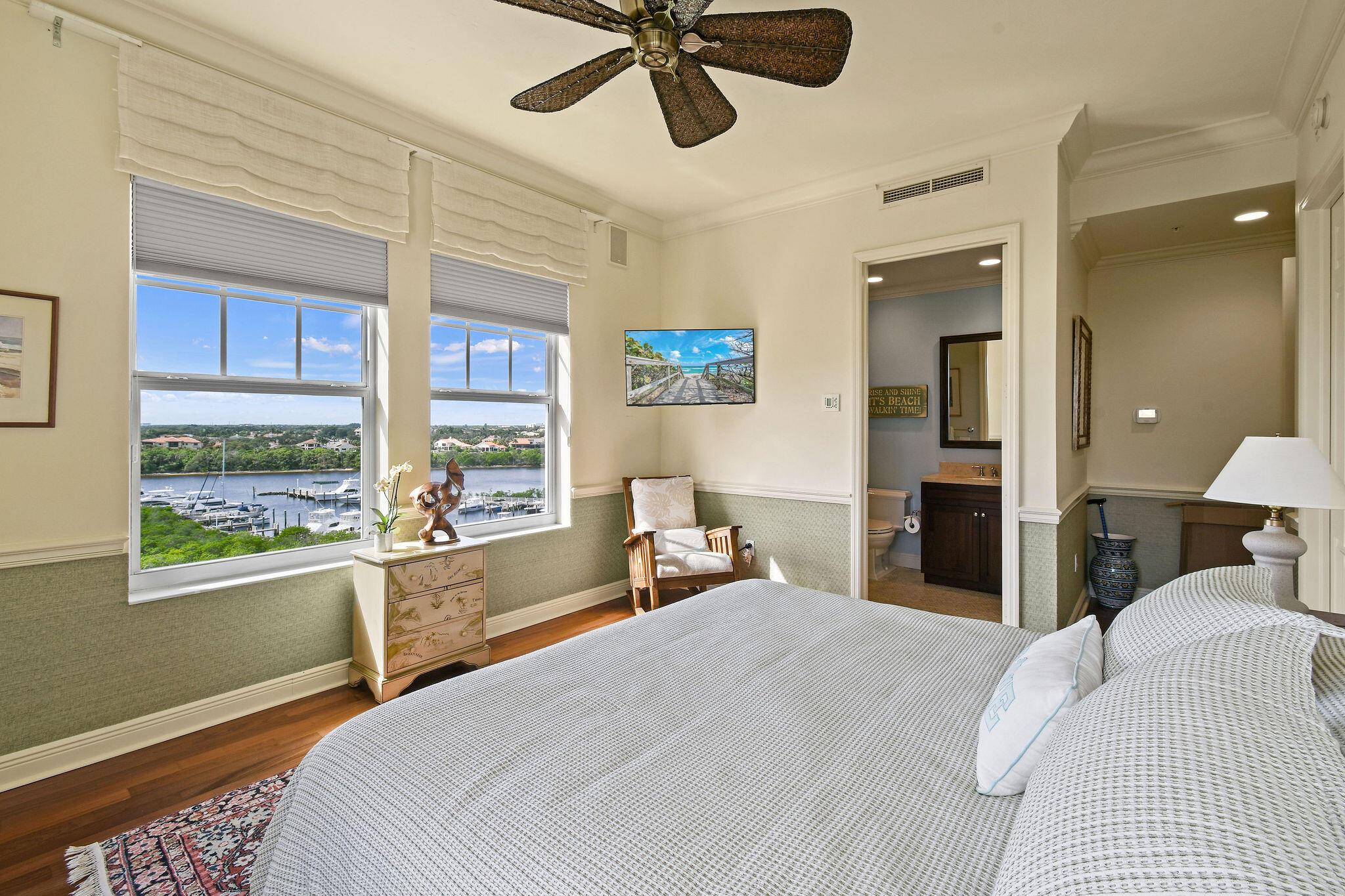 JUPITER YACHT CLUB - Residential