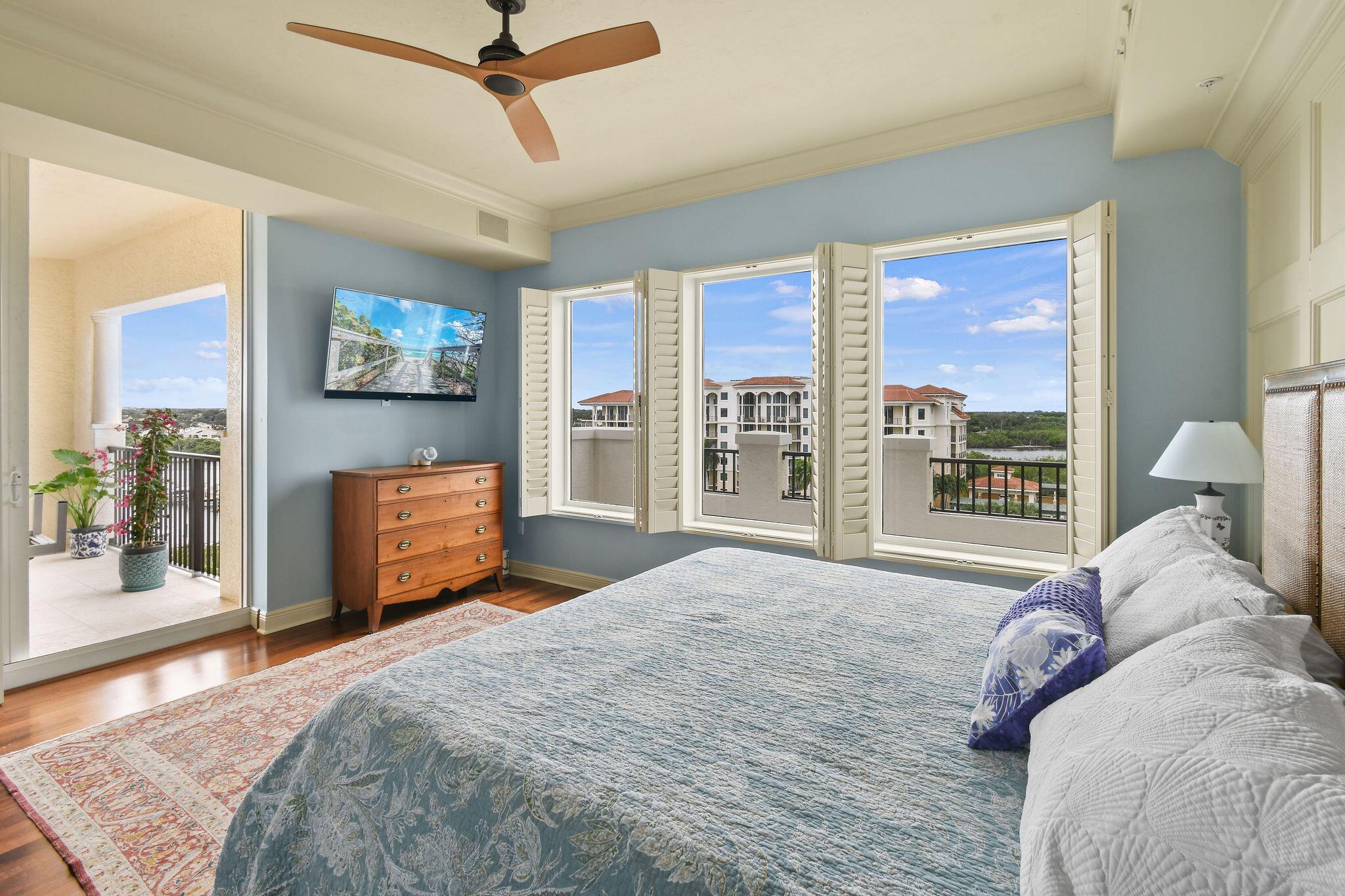 JUPITER YACHT CLUB - Residential