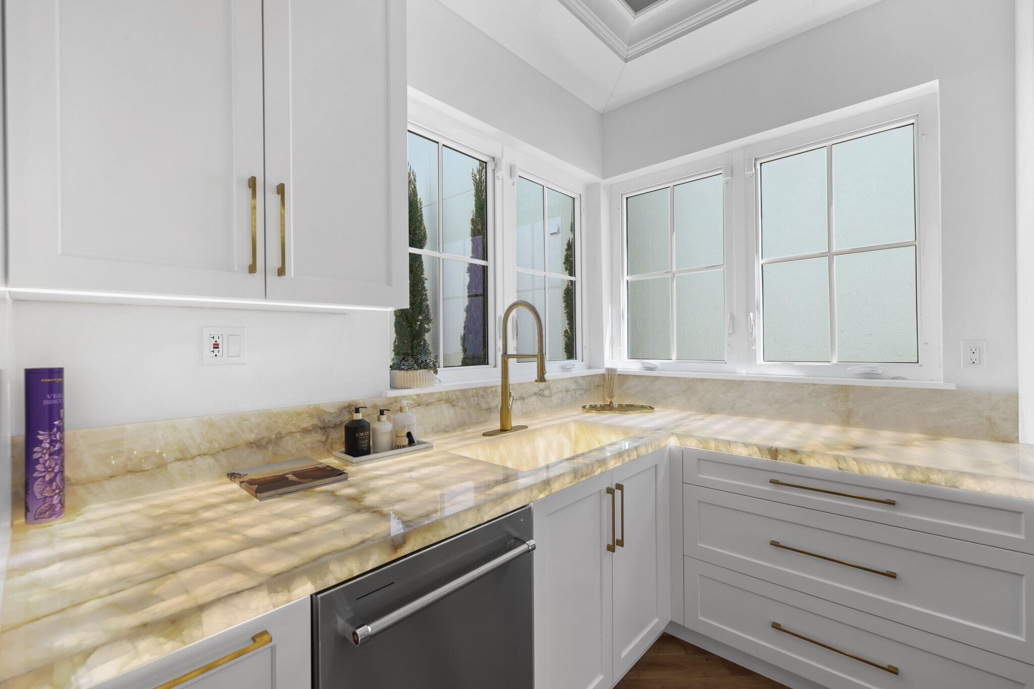 ROYAL PALM VILLAS - Residential